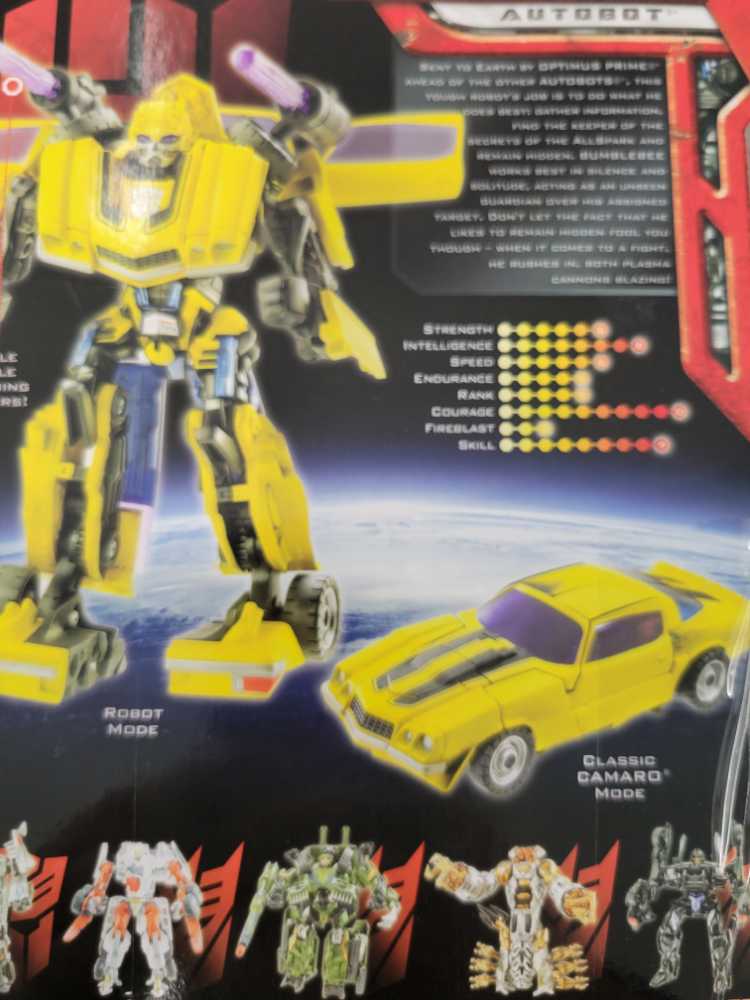 Bumblebee 76 Carded - Hasbro (Movie) action figure collectible - Main Image 4