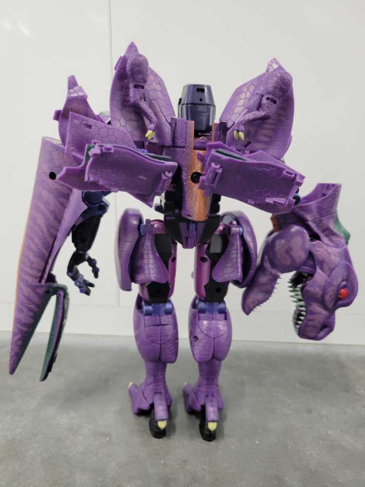 Megatron MP-43 With Display Stand - Takara Tomy (Masterpiece Beast Wars) action figure collectible - Main Image 4