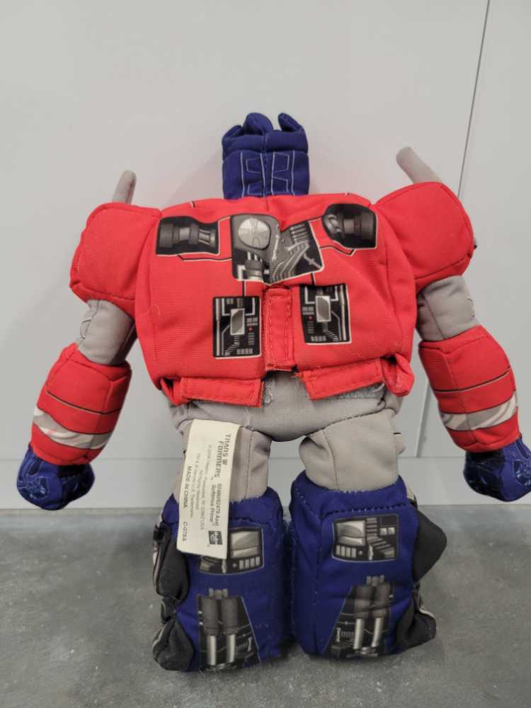 Optimus Prime  - Hasbro (Pillow) action figure collectible - Main Image 3