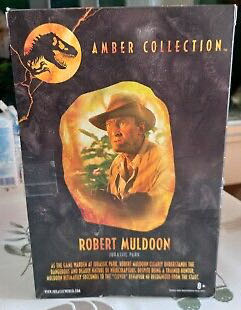 Robert Muldoon - Mattel (Jurassic Park) action figure collectible [Barcode 194735005277] - Main Image 2