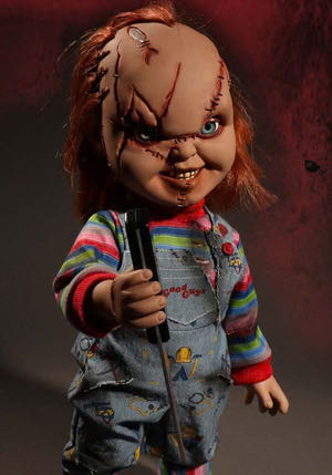 Bride of Chucky: Chucky Doll - Mezco (Childs Play) action figure collectible [Barcode 696198780031] - Main Image 2
