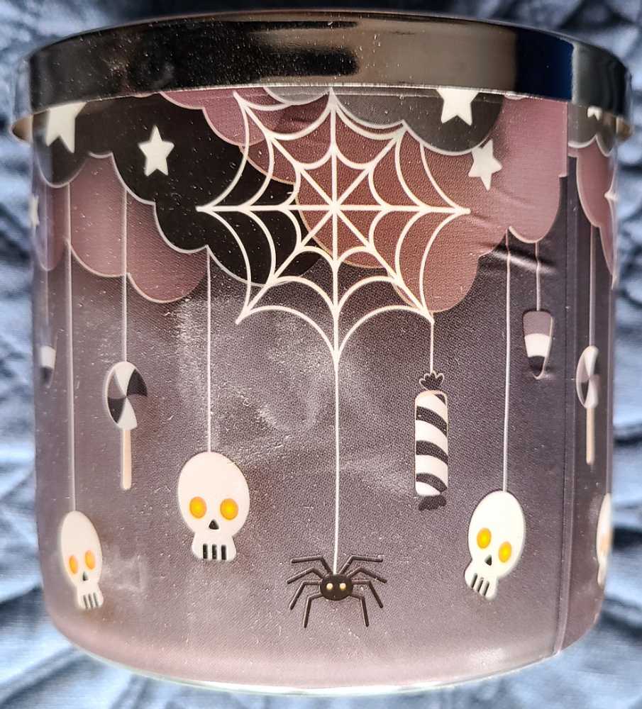 CANDLE: Halloween Goose Creek Graveyard Fog 2021 - Goose Creek Candle (Halloween Candle) action figure collectible [Barcode 818489017811] - Main Image 3