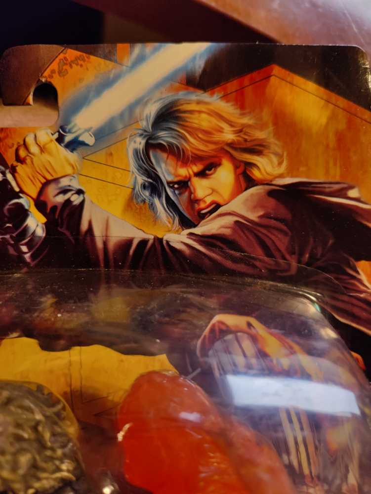 Anakin Skywalker (Dark Side) - Hasbro (Revenge Of The Sith) action figure collectible [Barcode 653569032519] - Main Image 3