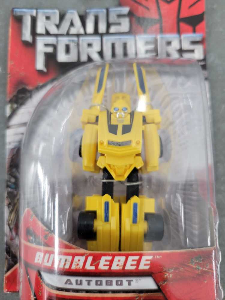Bumblebee Legends - Hasbro (Movie) action figure collectible - Main Image 2
