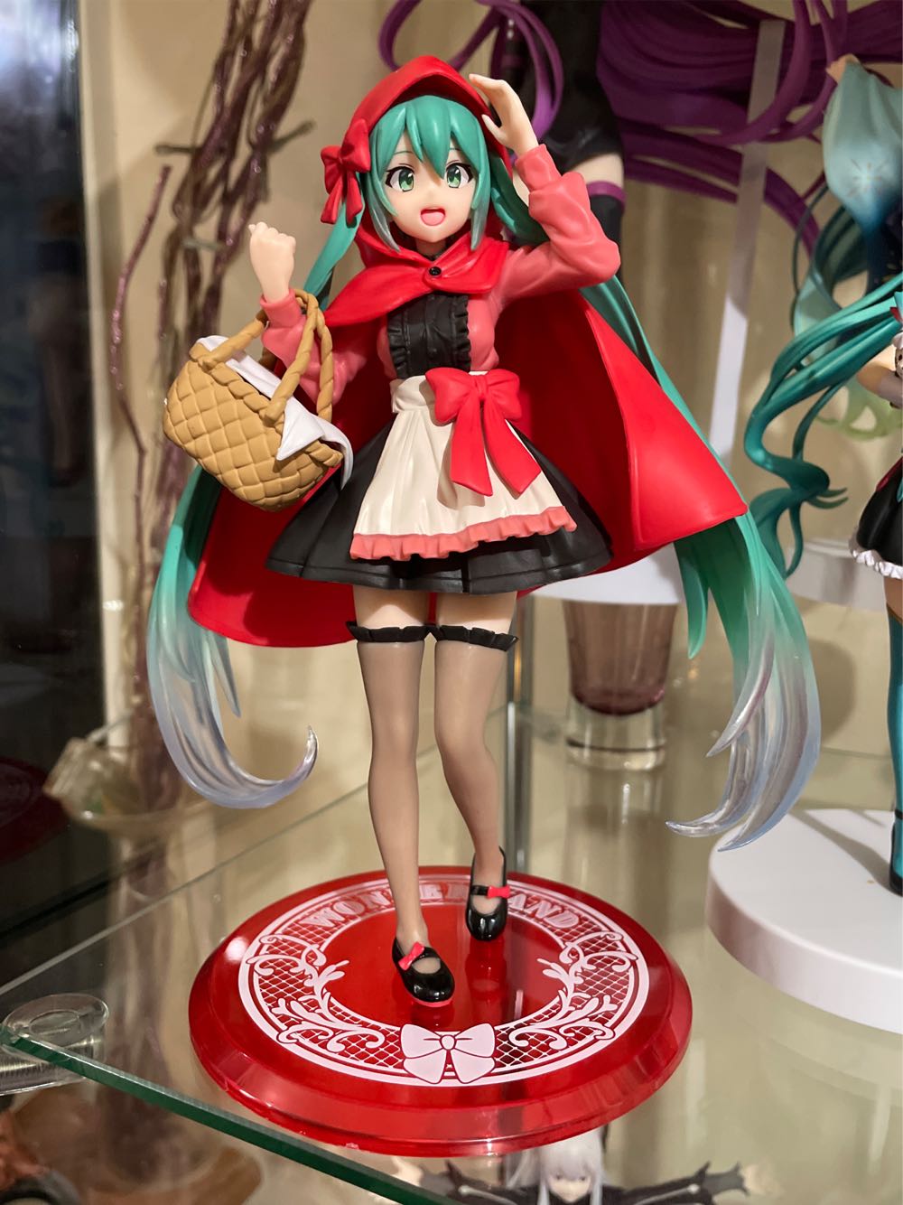 Re:Zero MIKU. Wonderland  action figure collectible - Main Image 2