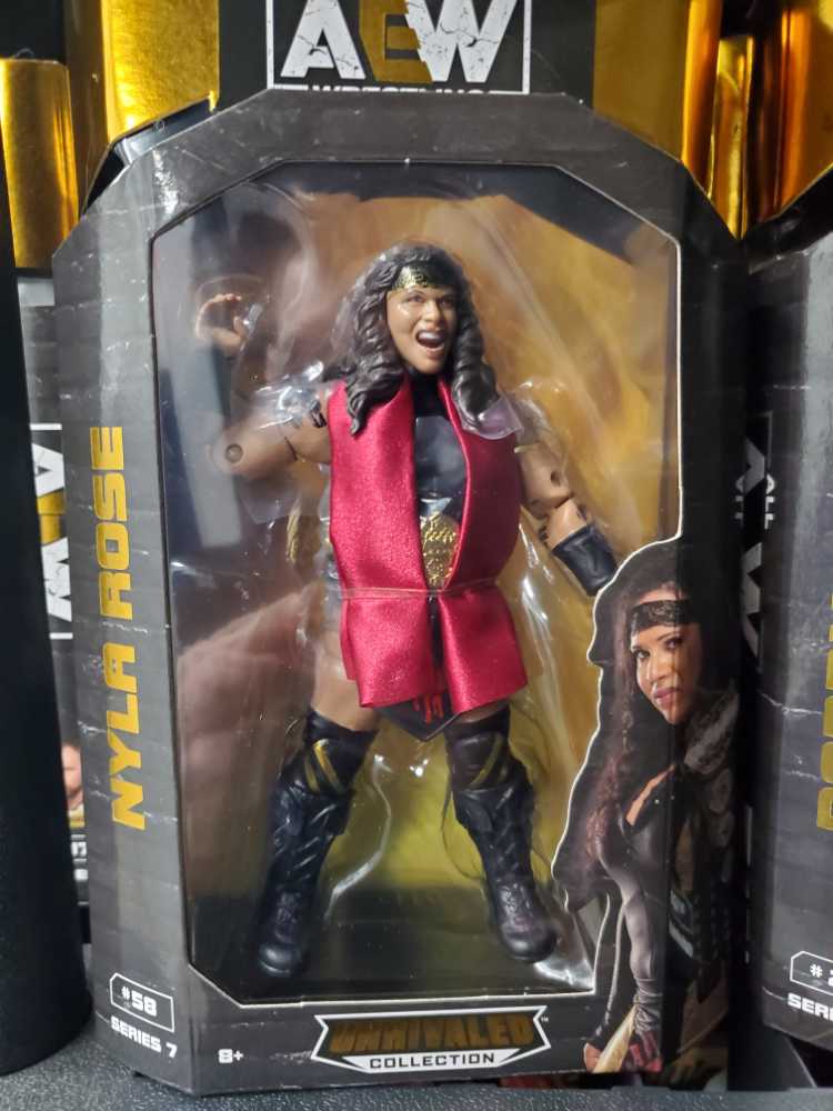 AEW - Nyla Rose - Unrivaled Collection- Series 7 - Jazwares (AEW Unrivaled Collection Series 7) action figure collectible [Barcode 191726393733] - Main Image 3