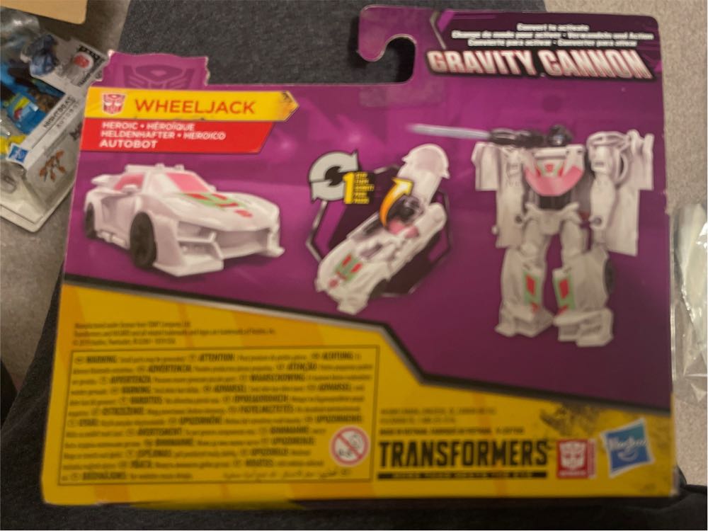Transformers Bumblebee Cyberverse Adventures Action Attackers: 1-step Wheeljack Action Figure Gravity Cannon Action Attack Move 4.25-inch  action figure collectible [Barcode 630509891207] - Main Image 2
