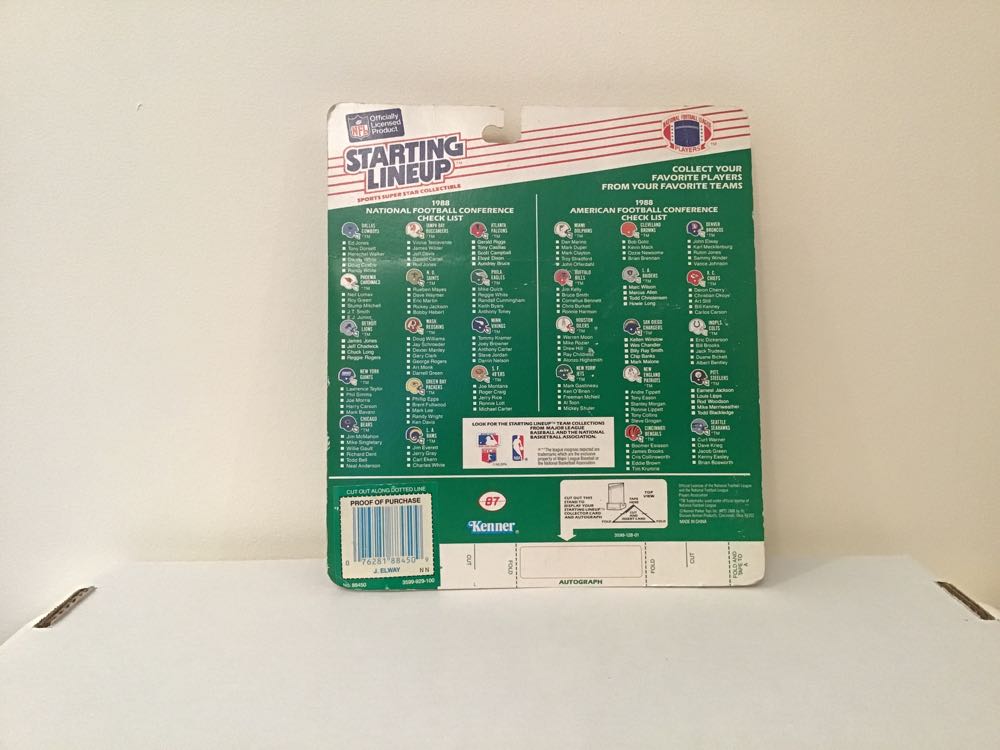 John Elway - Kenner action figure collectible - Main Image 2