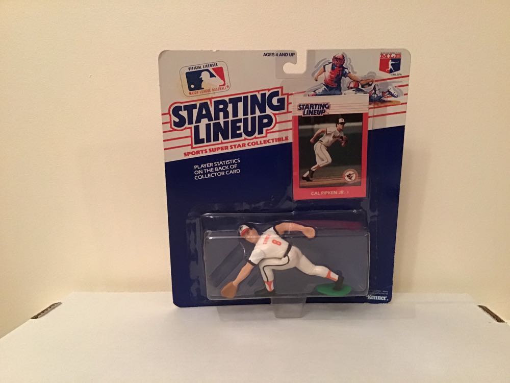 Cal Ripken, Jr. - Kenner action figure collectible - Main Image 1