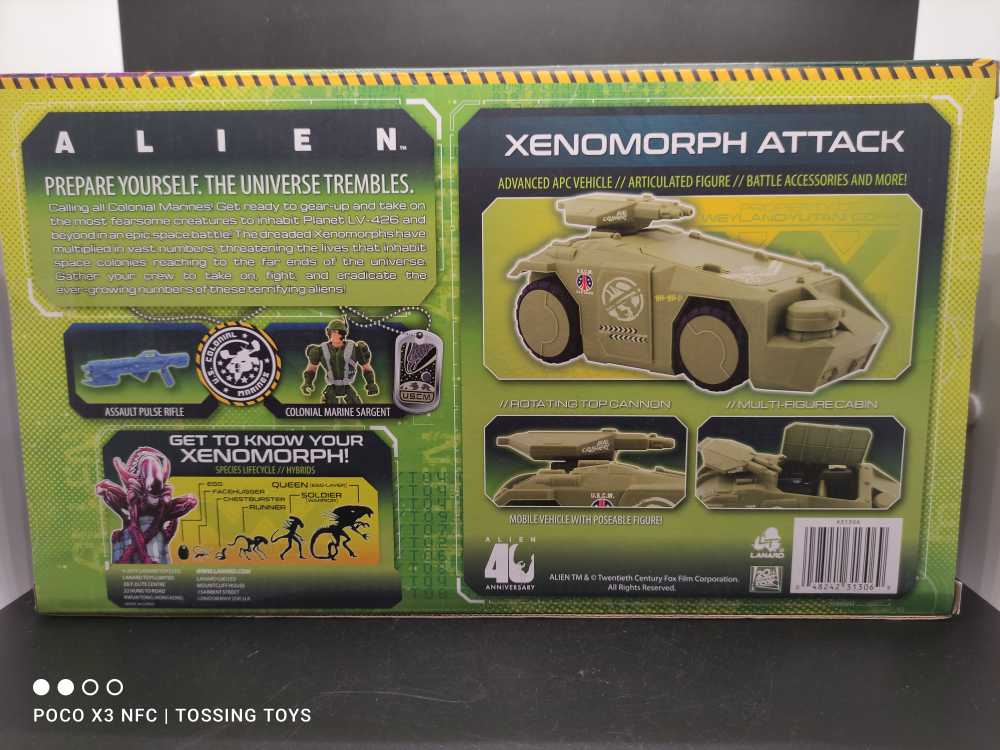 Xenomorph Colonial Space Marine Advanced APC Vehicle & Pvt. Wierzbowski - Lanard Toys (Aliens) action figure collectible [Barcode 048242313069] - Main Image 2