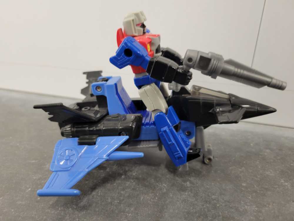 Starscream Turbo Jet Action Master  - Hasbro (1990) action figure collectible - Main Image 4
