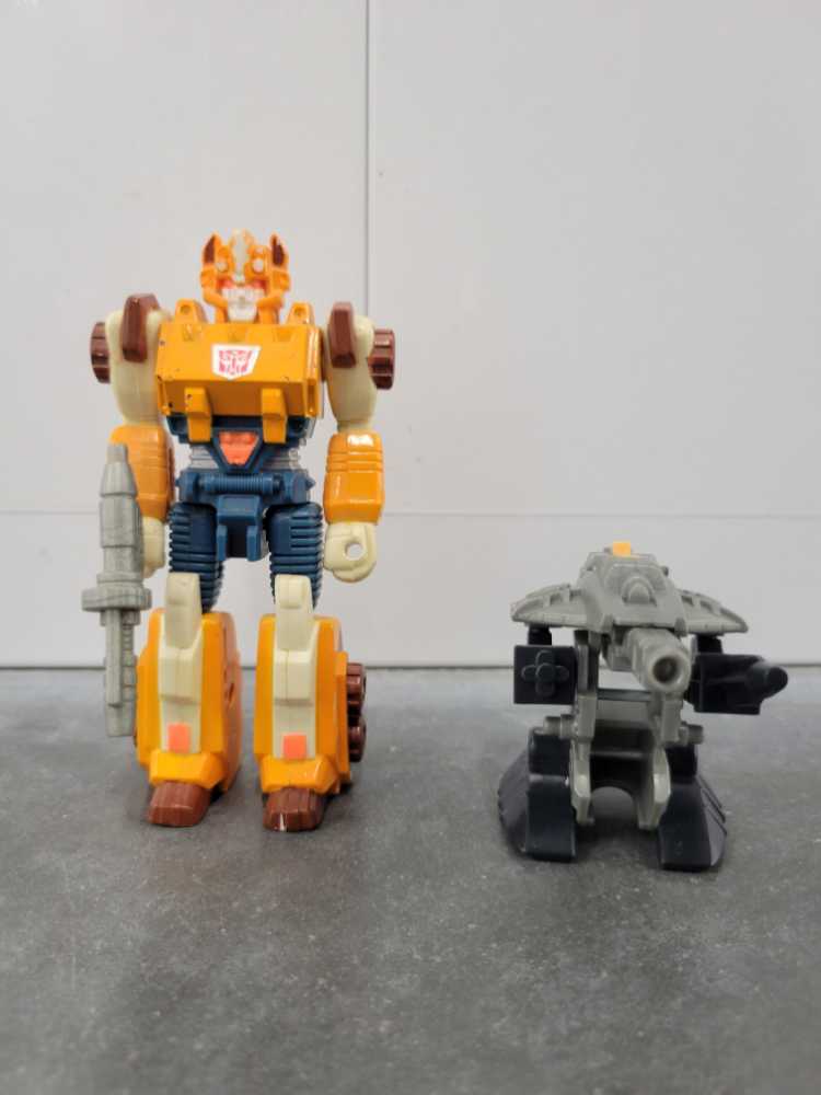 Rollout with Glitch Action Master - Hasbro (1990) action figure collectible - Main Image 2