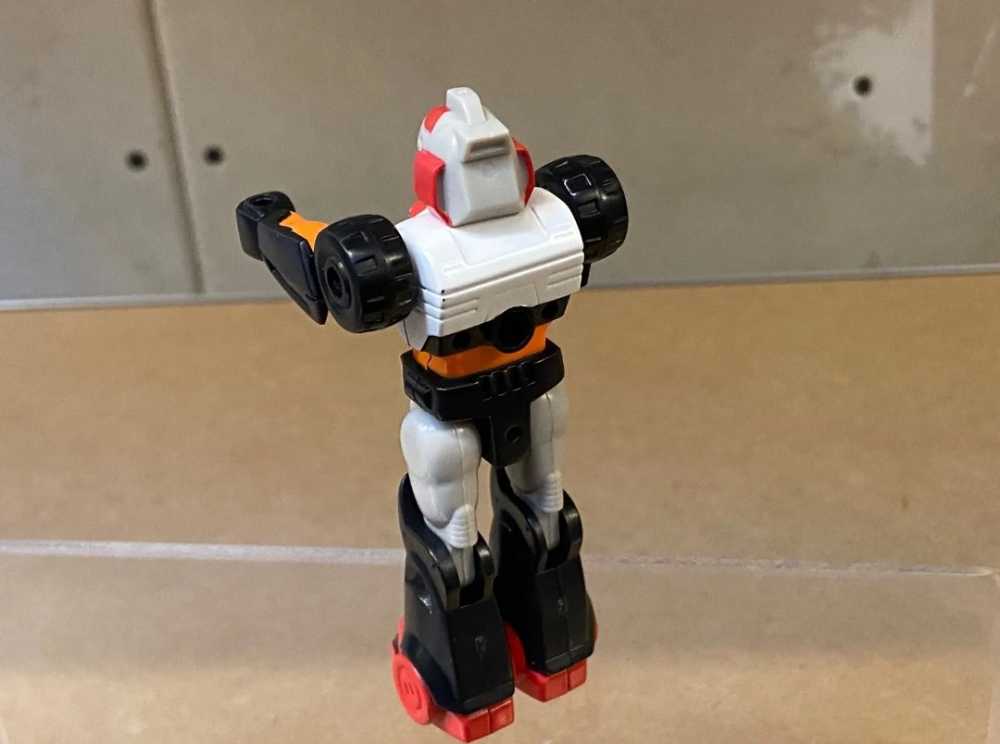 Kick Off With Turbo Pack Action Master  - Hasbro (1990) action figure collectible - Main Image 4