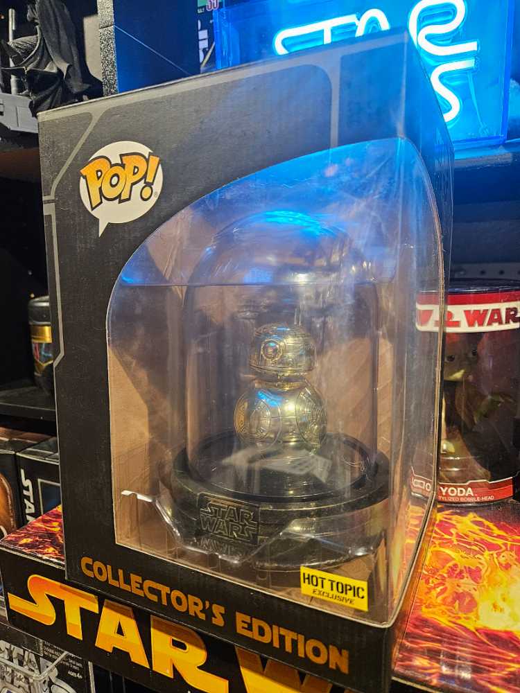 BB-8 Collector’s Edition Hot Topic Exclusive   (Funko Pop!) action figure collectible [Barcode 889698115421] - Main Image 2