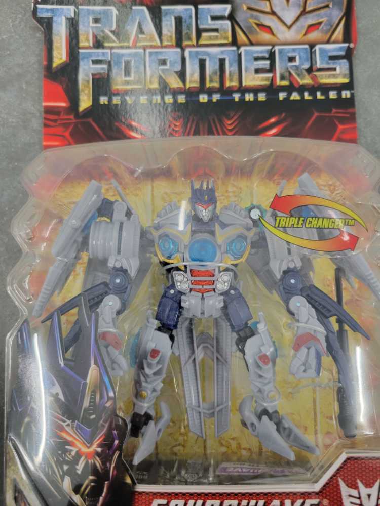 Soundwave 1st Carded - Hasbro (Revenge Of The Fallen) action figure collectible - Main Image 2