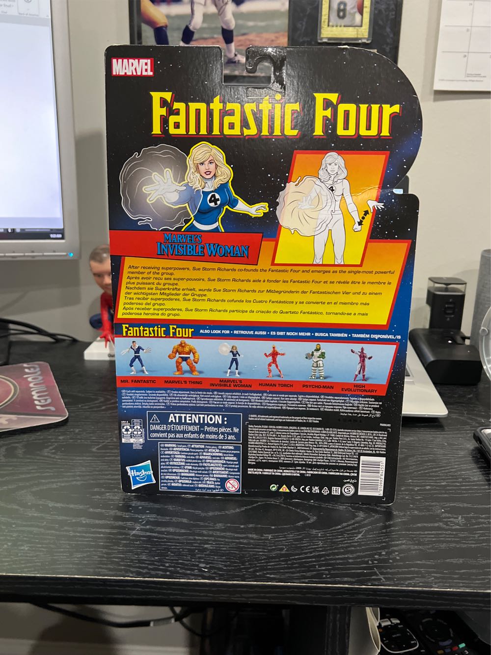 Invisible Woman - Marvel Legends (Marvel (Fantastic Four)) action figure collectible [Barcode 5010993842551] - Main Image 2