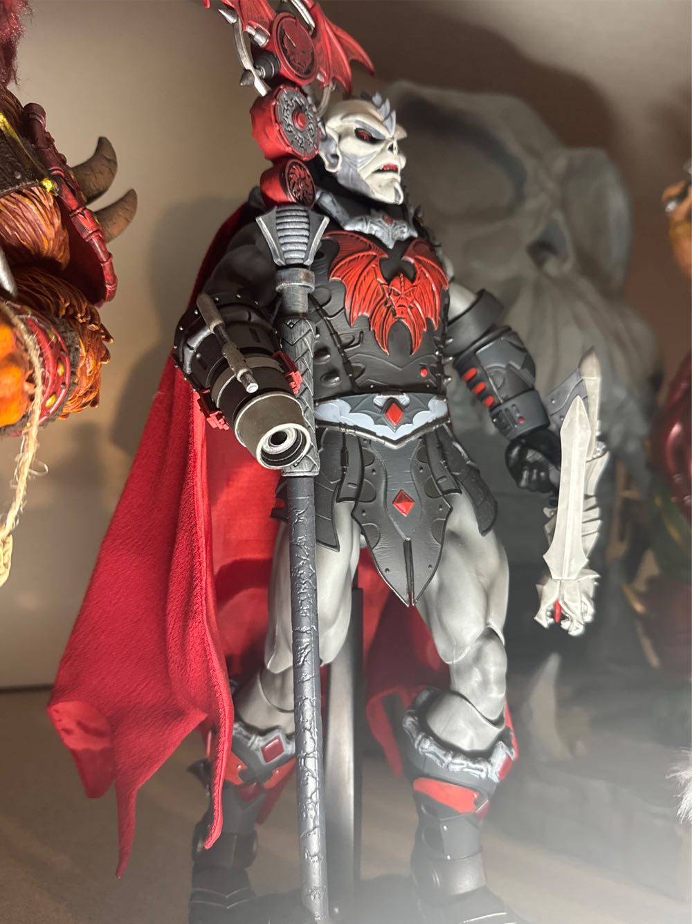 Hordak - Mondo (Masters Of The Universe) action figure collectible [Barcode 810041486196] - Main Image 4