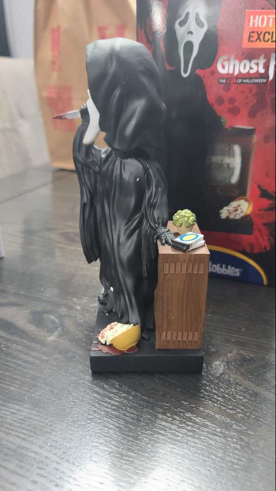 Royal Bobbles Ghostface  - Royal Bobbles action figure collectible - Main Image 2
