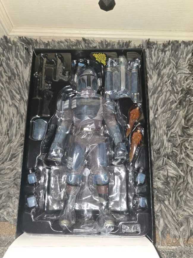 Death Watch Mandalorian - Hot Toys (The Mandalorian) action figure collectible [Barcode 4895228606853] - Main Image 3