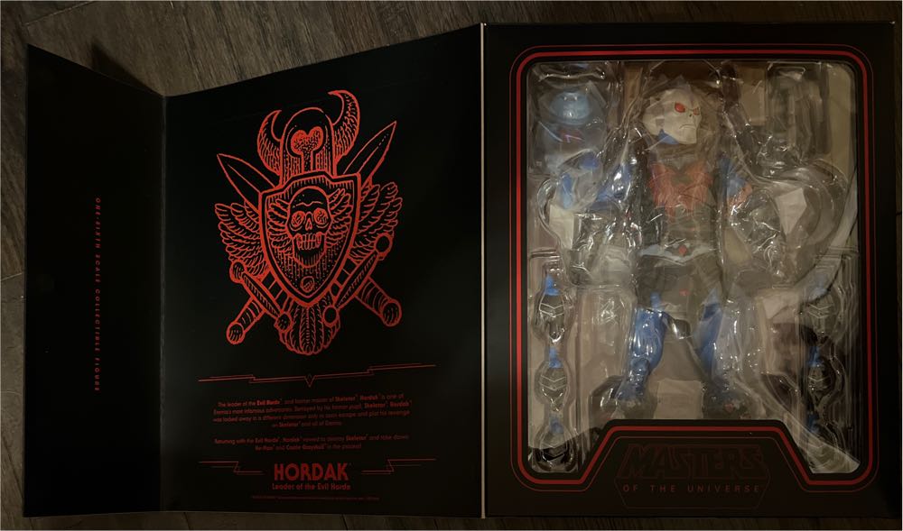 MOTU Hordak Filmation Classic Variant With Imp 1 800 - Mondo (Mondo - Masters Of The Universe) action figure collectible [Barcode 810041486202] - Main Image 3