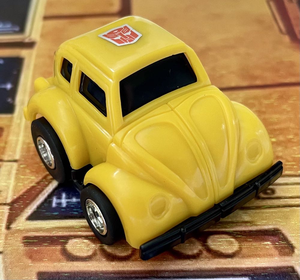 Cybertron Bumble & Minibot - Takara Tomy (Transformers: Encore Cybertrons) action figure collectible [Barcode 4904810303442] - Main Image 2