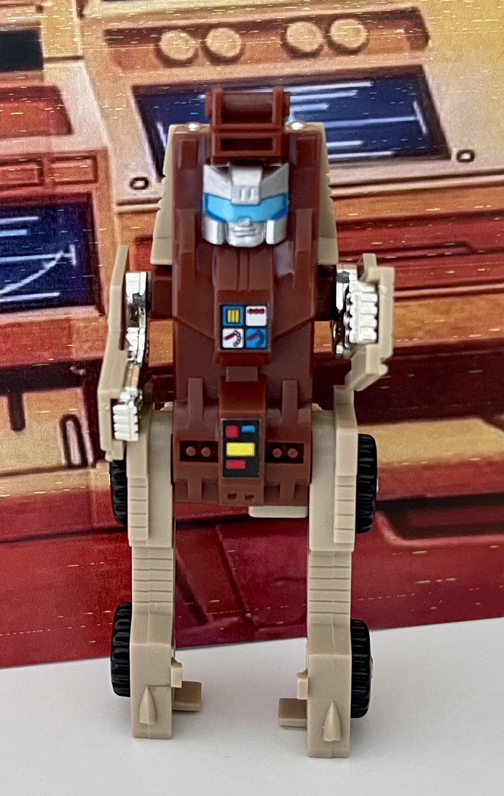 Cybertron Bumble & Minibot - Takara Tomy (Transformers: Encore Cybertrons) action figure collectible [Barcode 4904810303442] - Main Image 3