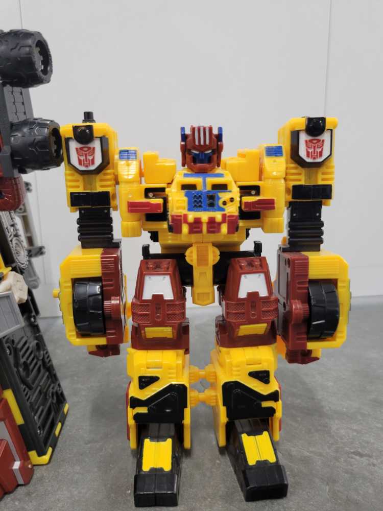 Overload And Optimus Prime Costco - Hasbro (Energon) action figure collectible - Main Image 2