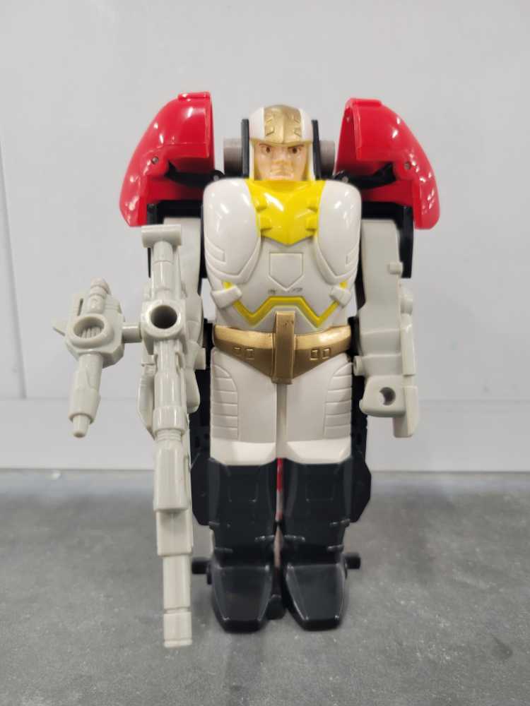 Transformers G1 Vroom Ultra Pretender - Hasbro (The Transformers) action figure collectible - Main Image 2