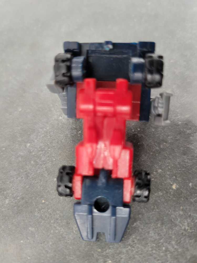 Overload  (Micromaster Only) - Hasbro (1989) action figure collectible - Main Image 4