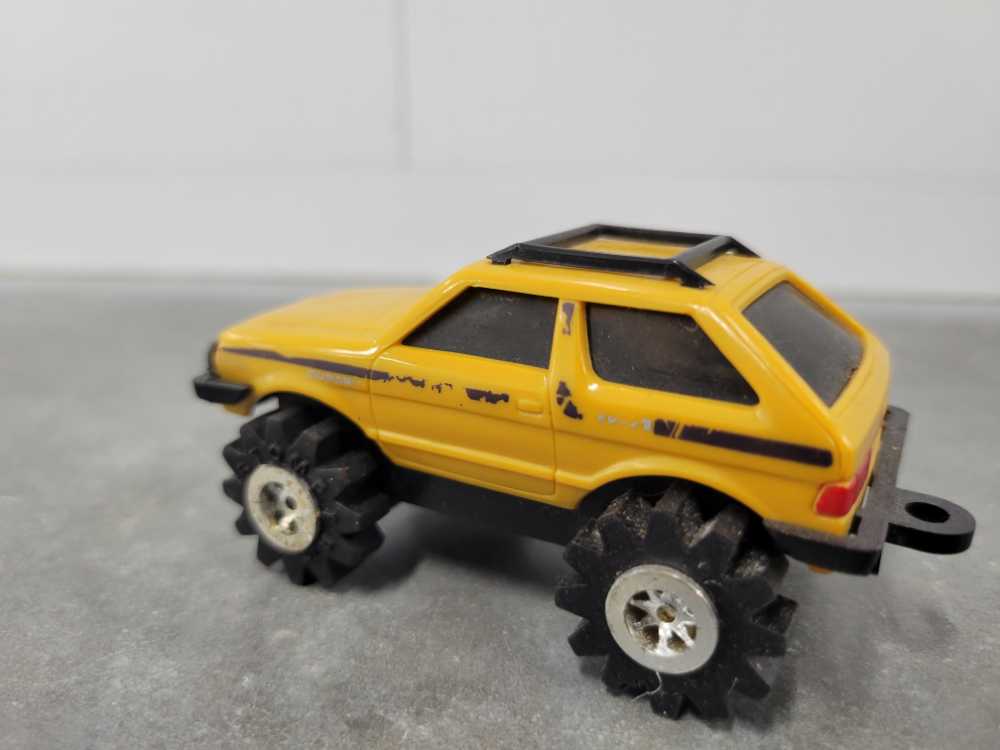 Stomper Subaru  (Stomper) action figure collectible - Main Image 2