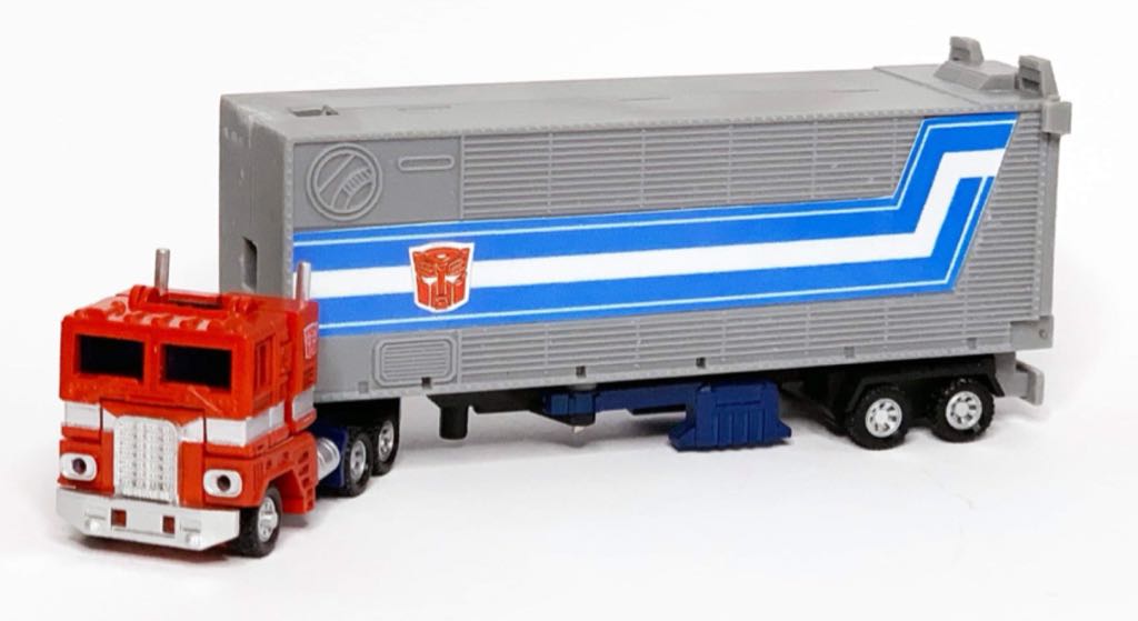 Optimus Prime (custom) - Custom (World’s Smallest Transformers) action figure collectible - Main Image 2