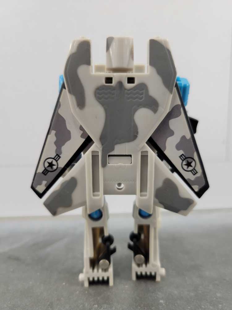 Jetfire Robot Mode - Hasbro (Generation 2) action figure collectible - Main Image 4