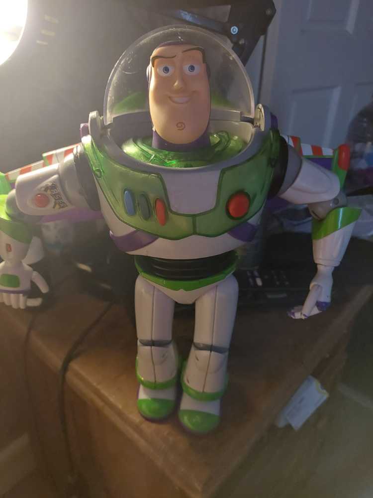Buzz Lightyear 30 Years & Beyond - Disney (Toy Story) action figure collectible - Main Image 2