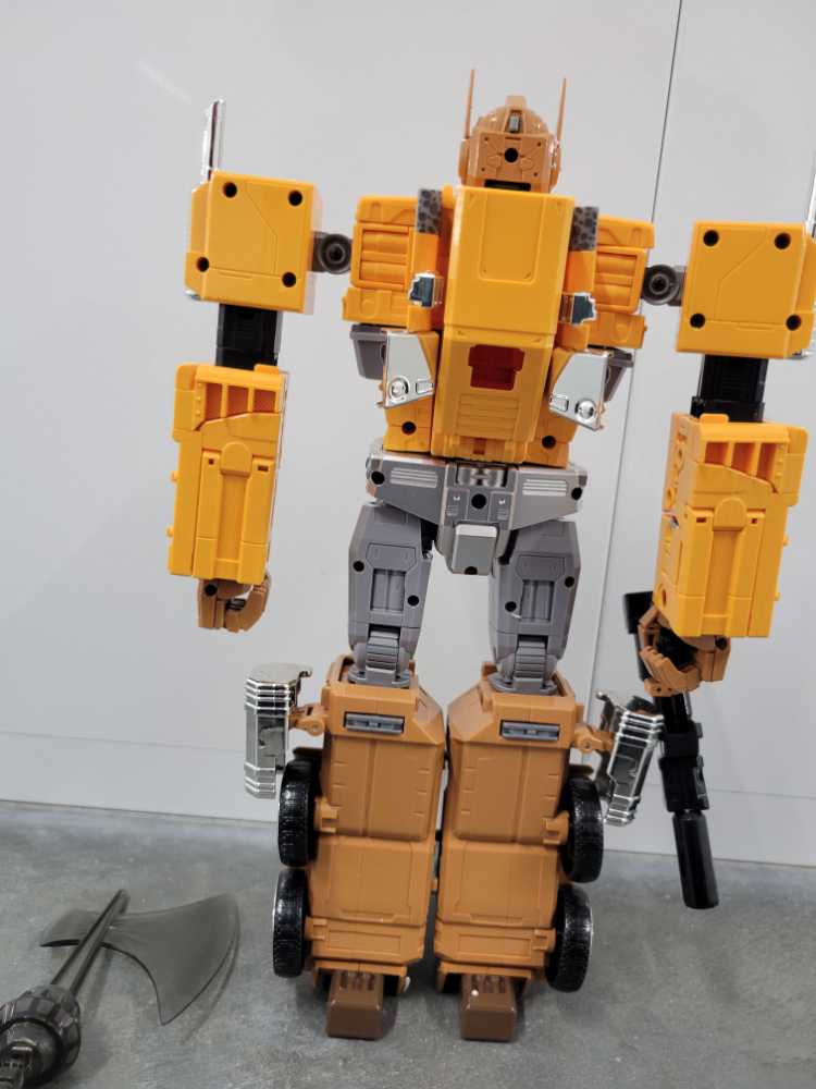 Optimus Prime MP-10 Safari (Oversize) - Unknown (Knock Off KO) action figure collectible - Main Image 4