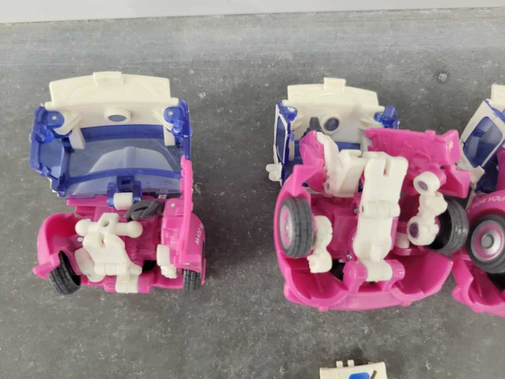 Skids - Mudflap - Hasbro (Transformers Parts) action figure collectible - Main Image 3