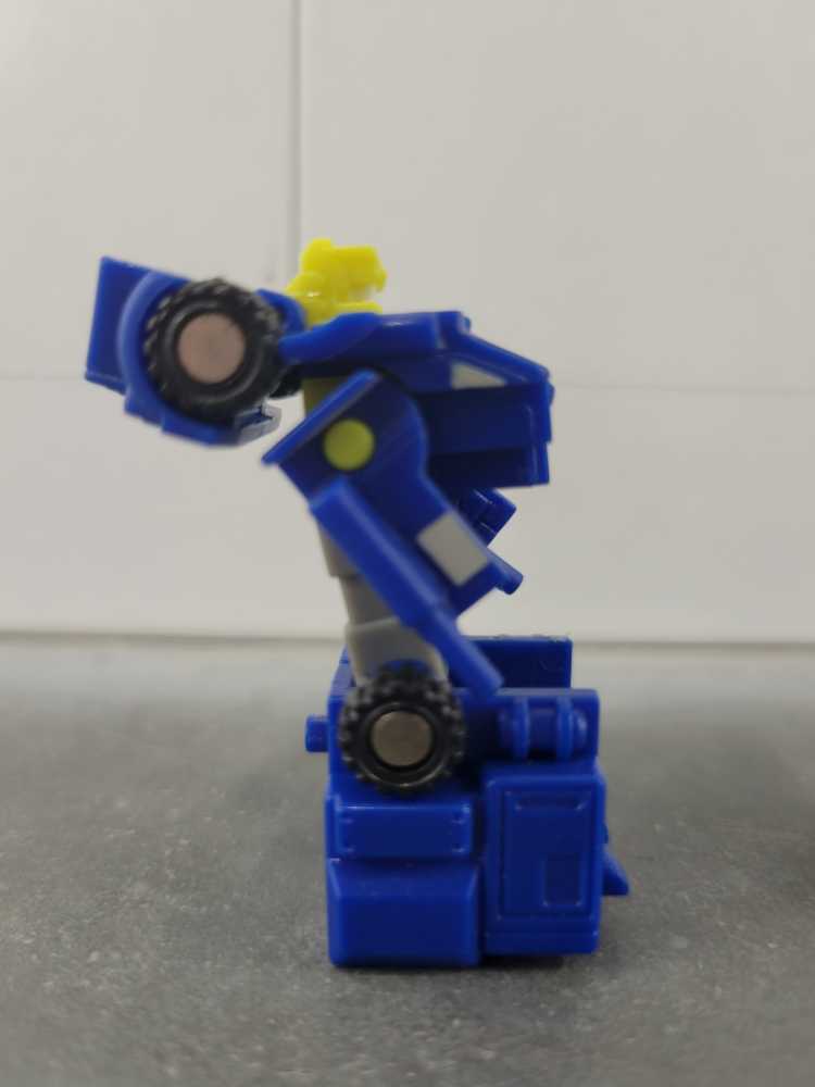 Oiler With Slide Metro Squad Micromaster Combiner Squad  - Hasbro (1990) action figure collectible - Main Image 2