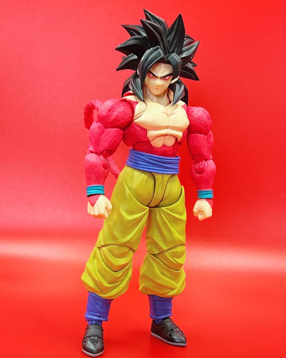 Super Saiyan 4 Son Goku - Bandai Tamashii Nations (Dragon Ball GT) action figure collectible [Barcode 4573102608697] - Main Image 4