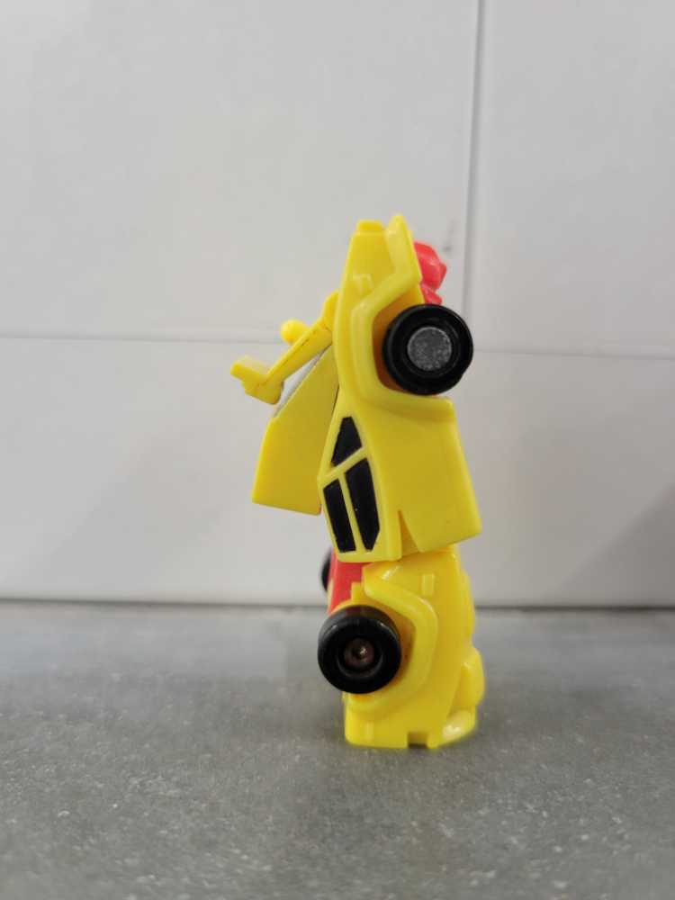 Transformers G1 Free Wheeler Micro Master Race Car Patrol - Hasbro (1989) action figure collectible - Main Image 2