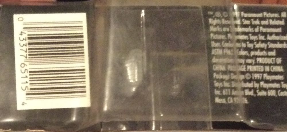 Cadet Deanna Troi / Cadet Beverly Crusher Back - Playmates Toys (Star Trek TNG) action figure collectible [Barcode 043377651154] - Main Image 3