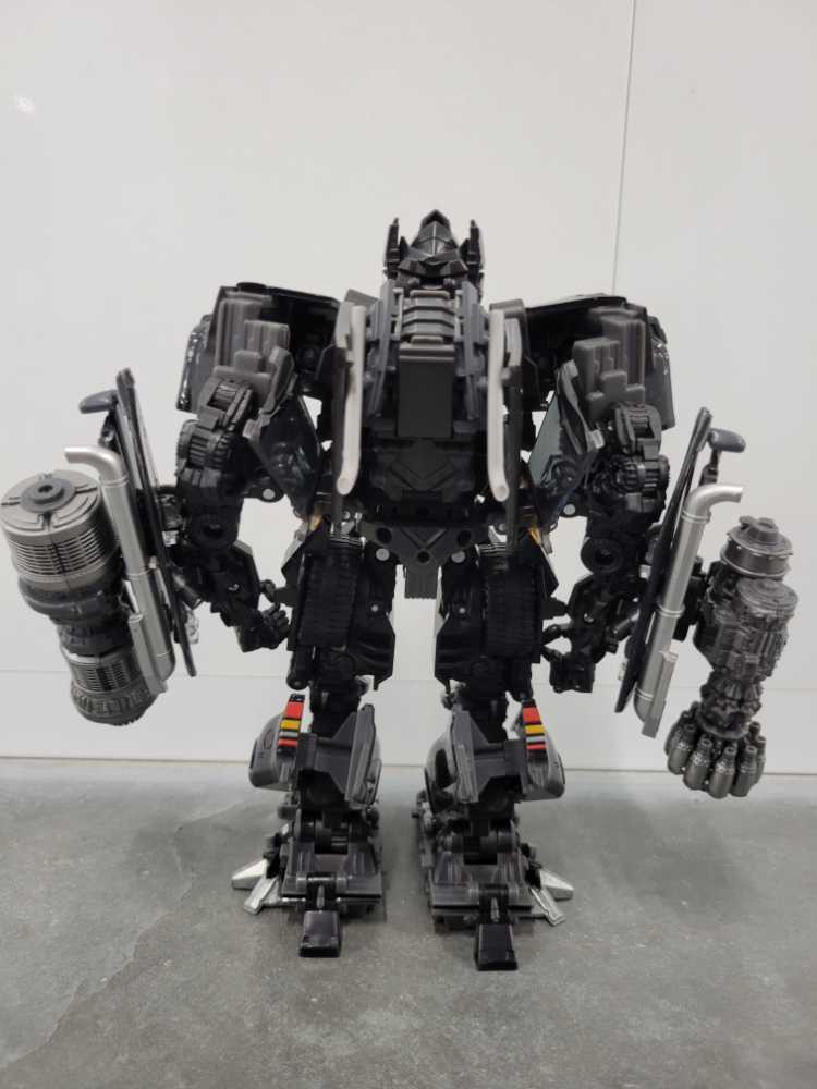 Ironhide - Takara Tomy (Autobot (Movie)) action figure collectible - Main Image 4
