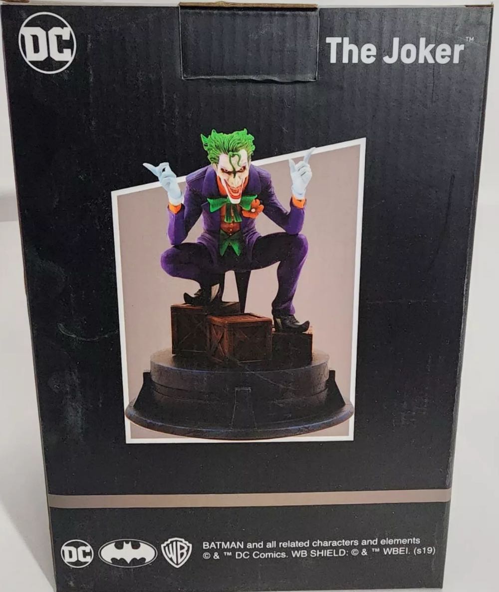 The Joker Jim Lee Statue Chronicle Collectibles Batman Hush  action figure collectible [Barcode 680168887356] - Main Image 4