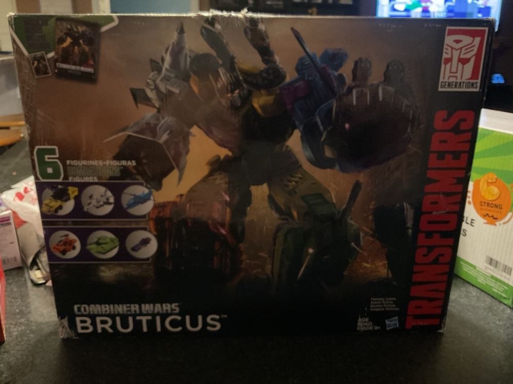 Transformers Combiner Wars Bruticus - Hasbro (Combiner Wars) action figure collectible - Main Image 3