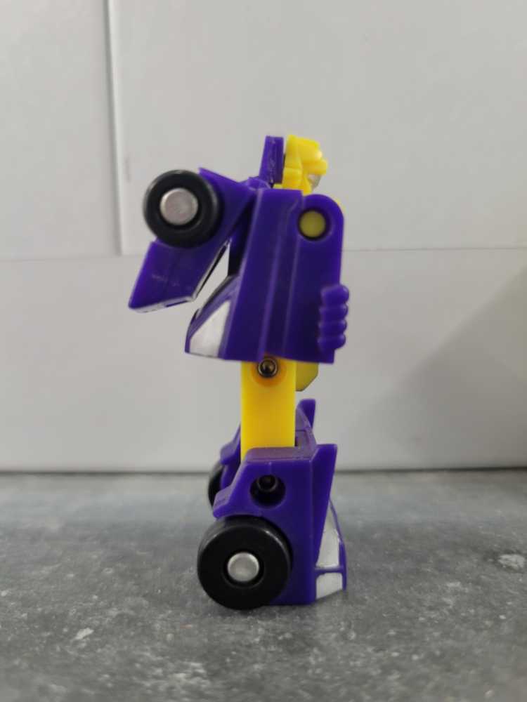 Ground Hog Race Track Patrol Micromaster Vehicle Mode - Hasbro (1990) action figure collectible - Main Image 2