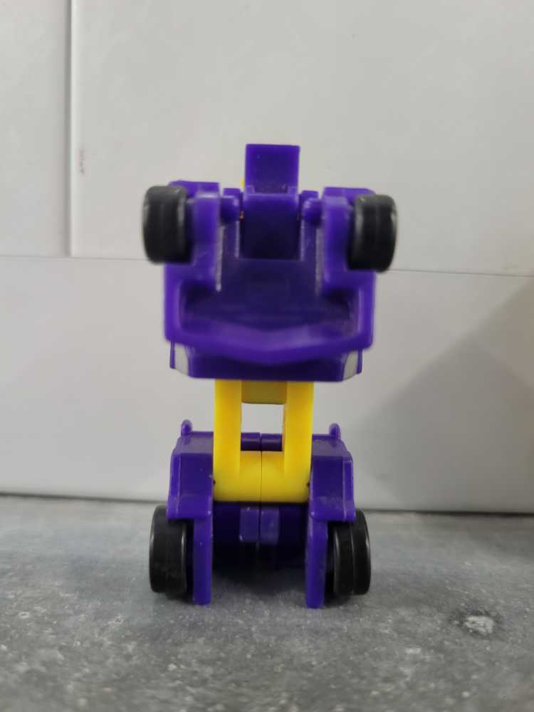 Ground Hog Race Track Patrol Micromaster Vehicle Mode - Hasbro (1990) action figure collectible - Main Image 3