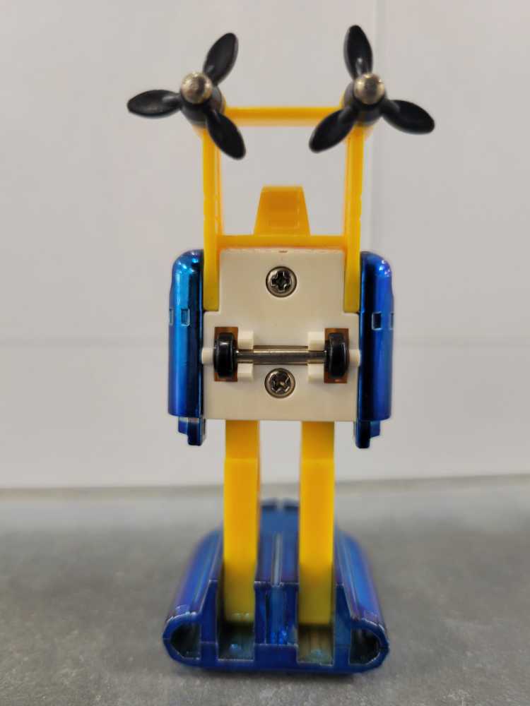 Seaspray (Purple) - Hasbro (Generation 2) action figure collectible - Main Image 4