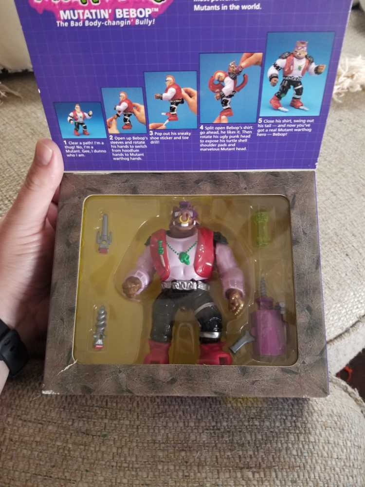 Mutatin’ Bebop - Playmates Toys (Teenage Mutant Ninja Turtles (1992)) action figure collectible [Barcode 043377052265] - Main Image 2