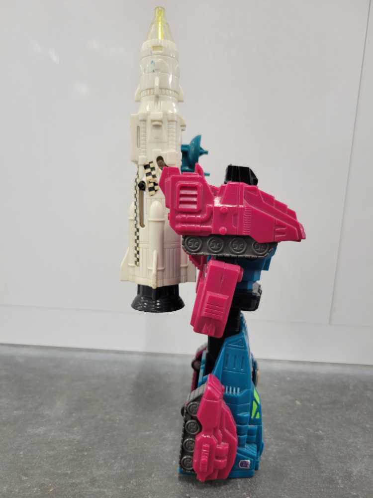 Stalker Missing Gun And Missiles - Hasbro (Generation 2) action figure collectible - Main Image 3