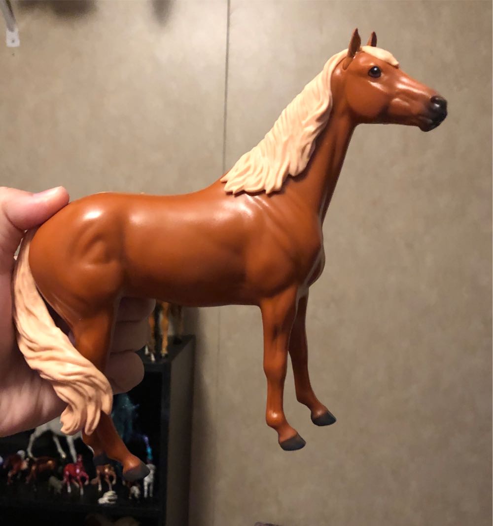 Hazel - Breyer Animal Creations action figure collectible [Barcode 019756078188] - Main Image 2