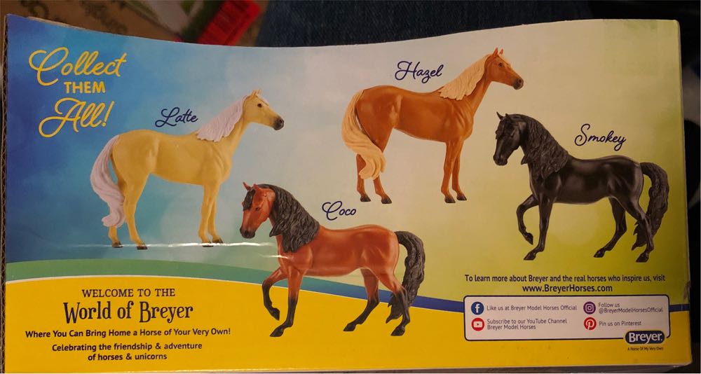 Coco - Breyer Animal Creations action figure collectible [Barcode 019756078171] - Main Image 3