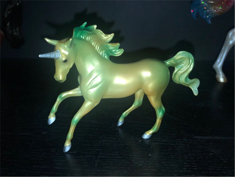 Magnolia - Breyer Animal Creations action figure collectible - Main Image 3